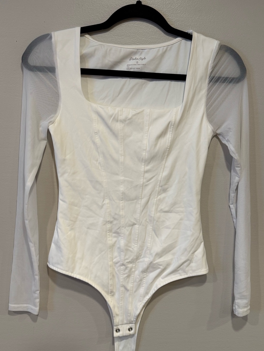 Pinkm Style White Square Neck Mesh Long Sleeve Bodysuit Women's Small